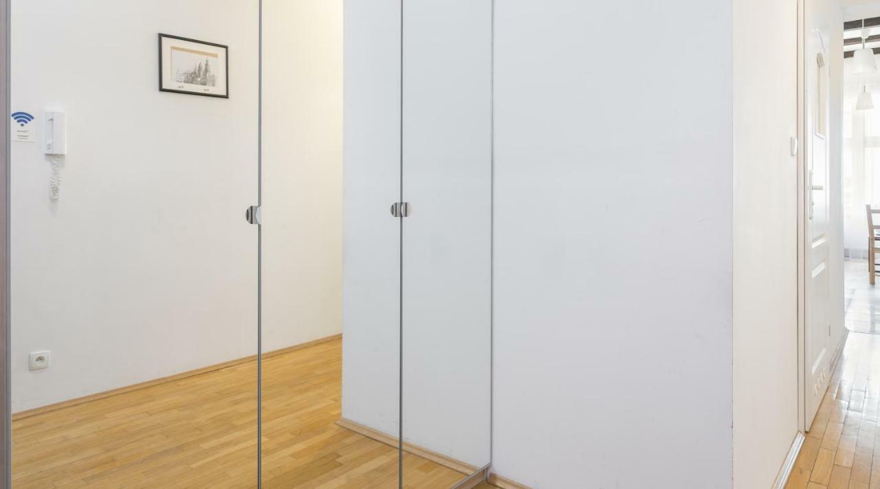View Apartment *
